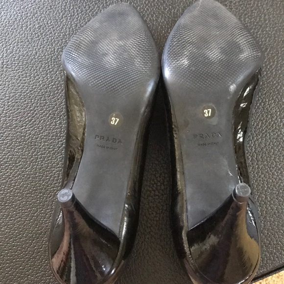 Black Prada Elastic Heels - Picture 4 of 6
